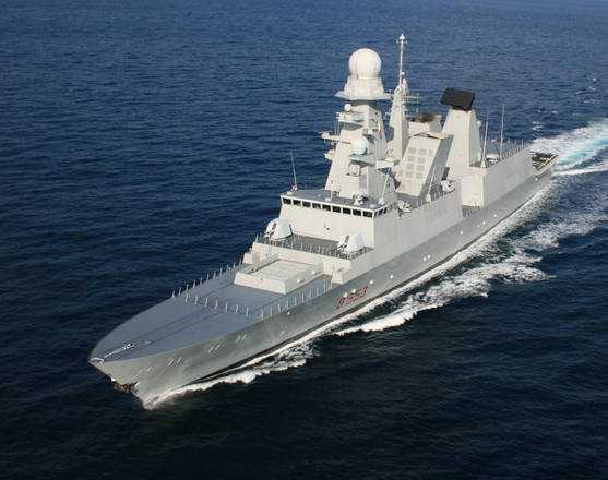 La Marina militare sbarca in Canarias.