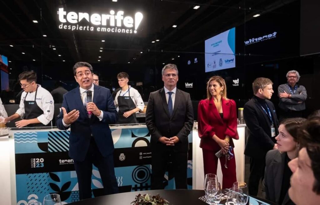 La delegazione di Tenerife ha aperto ieri, lunedì, il Congresso Internazionale di Gastronomia di Madrid Fusión 2023 con una grande degustazione di vini delle sue sei denominazioni di origine.
