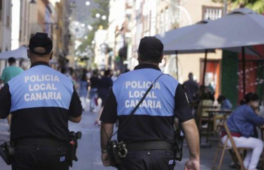 Un individuo assalta un negozio a Las Chafiras con un cacciavite e ferisce una persona.