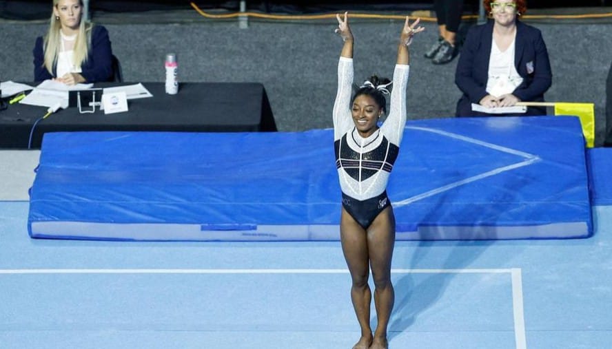 Simone Biles è tornata, due anni dopo il blackout di Tokyo è di nuovo la star della ginnastica