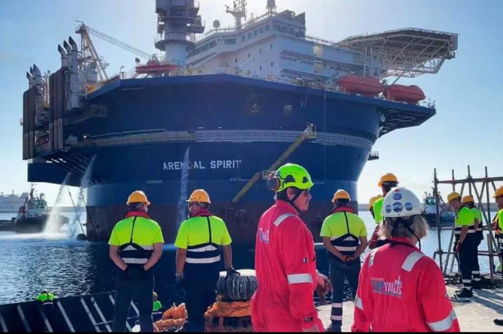 I Cantieri Navali di Tenerife chiudono un contratto con l’hotel galleggiante Arendal Spirit.