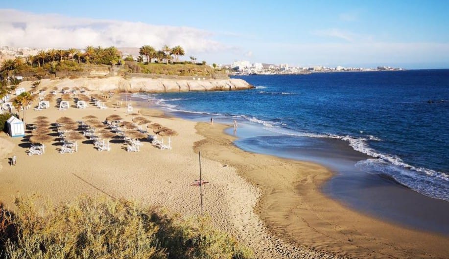 Il sud di Tenerife deve affrontare la perdita di spiagge a causa del cambiamento climatico e dell’azione umanafb