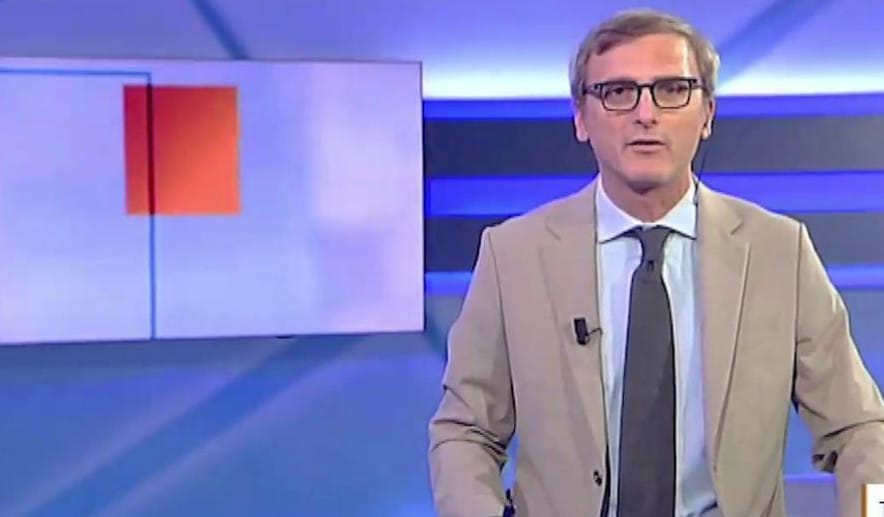 Napoli, il giornalista del Tg3 Campania: “C’è un terremoto in corso”