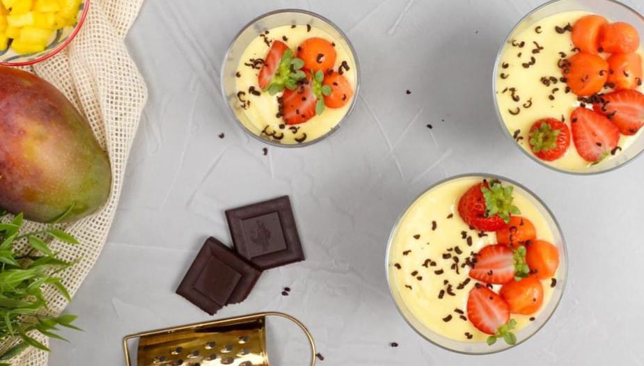 Crema pasticcera al cioccolato senza zucchero con manicotti: il dessert economico che allunga la vita