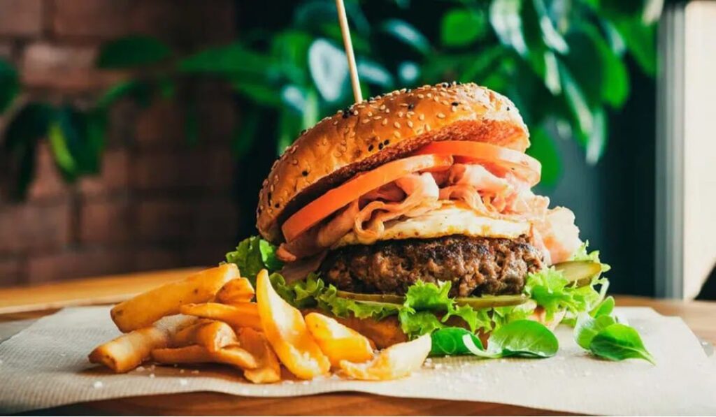 Il Burger Fest torna a El Médano con musica e gastronomia ,Fino a sette DJ protagonisti dell’evento artistico nella piazza della città meridionale