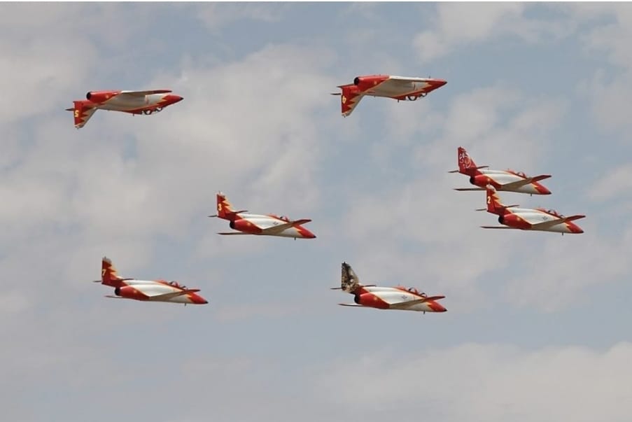 Santa Cruz de Tenerife fa il suo debutto: è la prima volta che viene organizzata una mostra aerea nel comune.