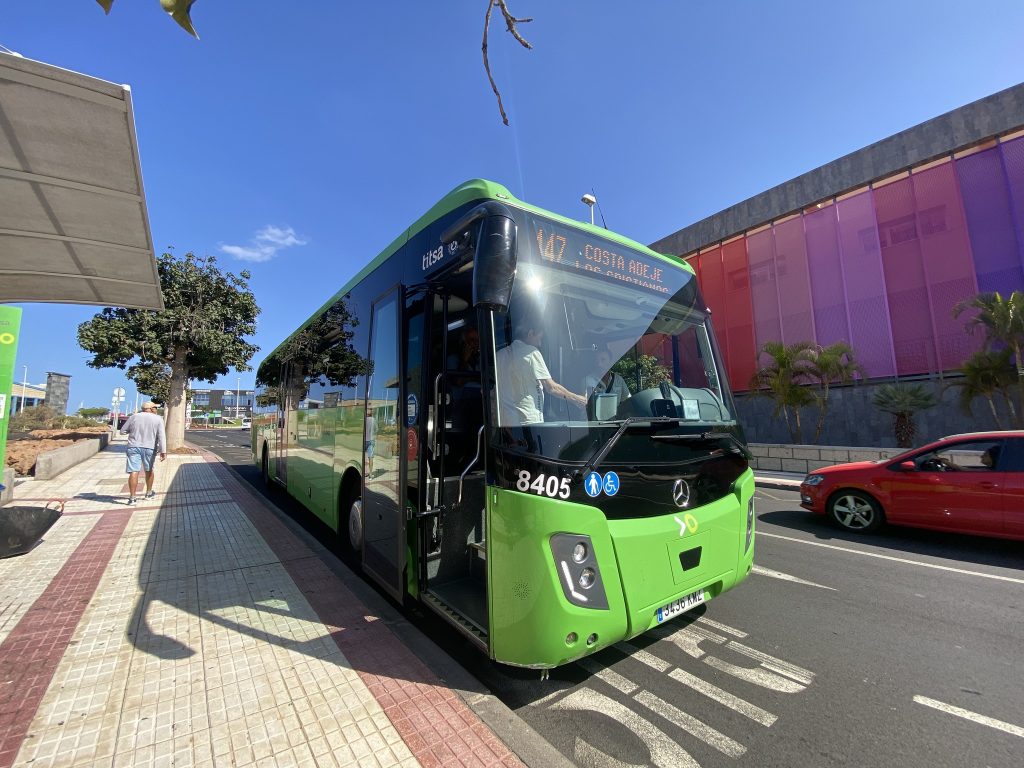 Gli utenti che utilizzano gli autobus a Santa Cruz sono quasi raddoppiati nel 2023