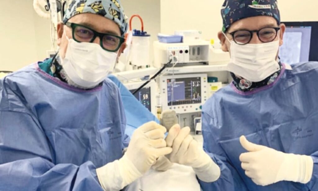 Il nuovo dispositivo contro il dolore cronico che impiantano all’Ospedale Universitario delle Canarie