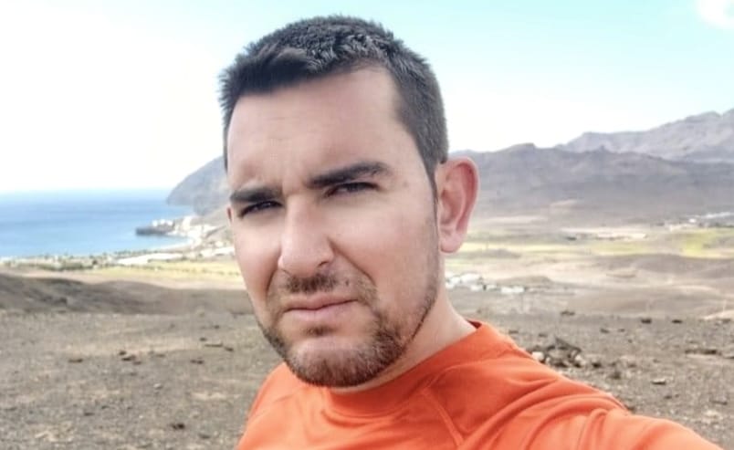 Il ciclista spagnolo Rubén Calvo è stato trovato morto nella sua casa a Fuerteventura.