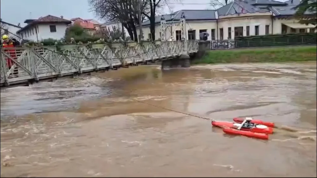 Allerta rossa per piogge torrenziali e rischio di esondazione dei fiumi in Veneto