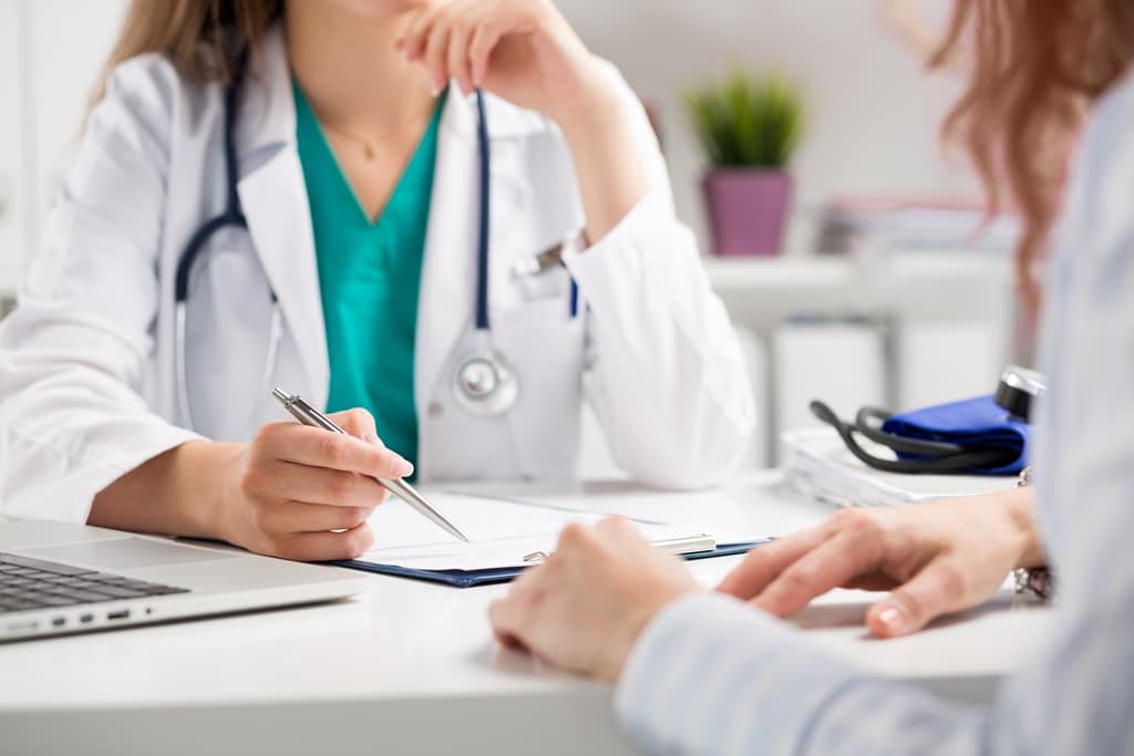 Canarie, fino a 8 giorni di attesa per una visita con il medico di famiglia