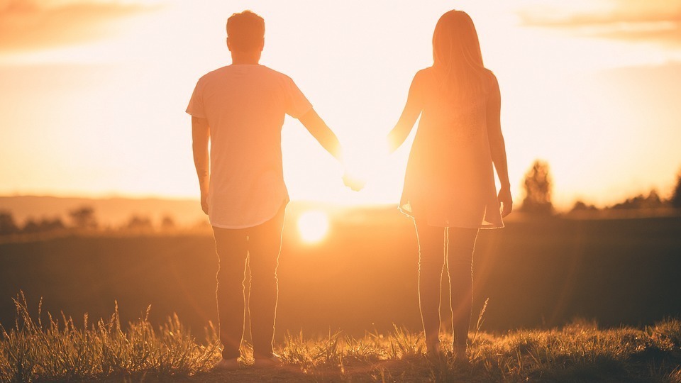 Relazioni, ecco perché trovare un partner è così difficile oggi, secondo gli esperti