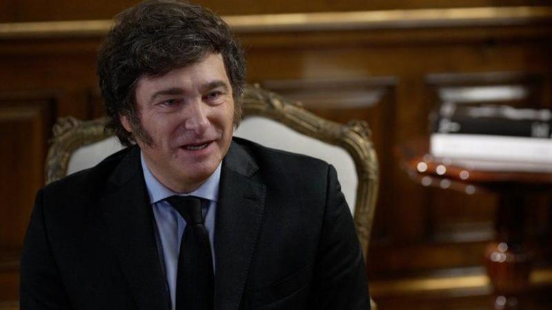 Spagna ritira definitivamente il suo ambasciatore in Argentina dopo le nuove offese di Milei