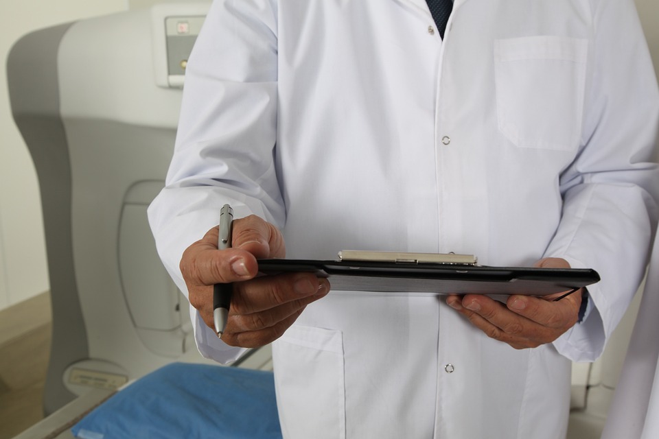 Liste di attesa record in Lombardia: 4 milioni di persone rinunciano alle cure