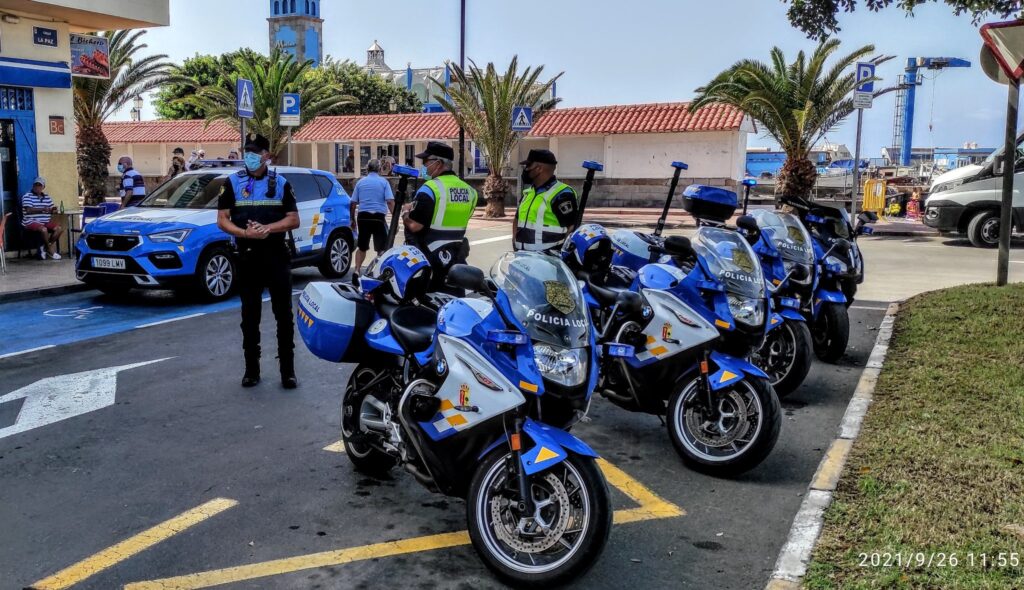 La Polizia di Arona ritiene improbabile che l’uomo trovato insanguinato a Las Galletas sia caduto dall’edificio