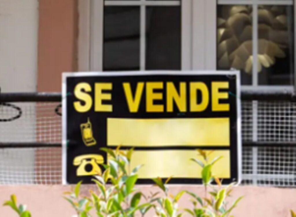 Vendono lo stesso appartamento a una cinquantina di persone a Tenerife
