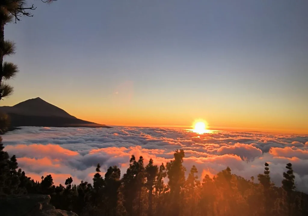 Ecco il Mirador dove si può osservare uno dei panorami più belli e iconici di Tenerife