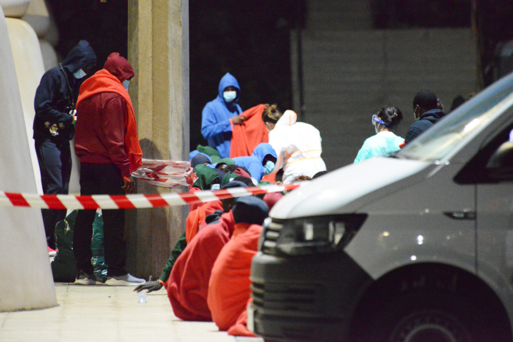 Sbarchi senza sosta alle Canarie: nelle ultime 24h arrivati 560 migranti