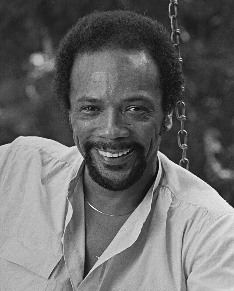 Addio a Quincy Jones, icona musicale e produttore leggendario che rivoluzionò la musica