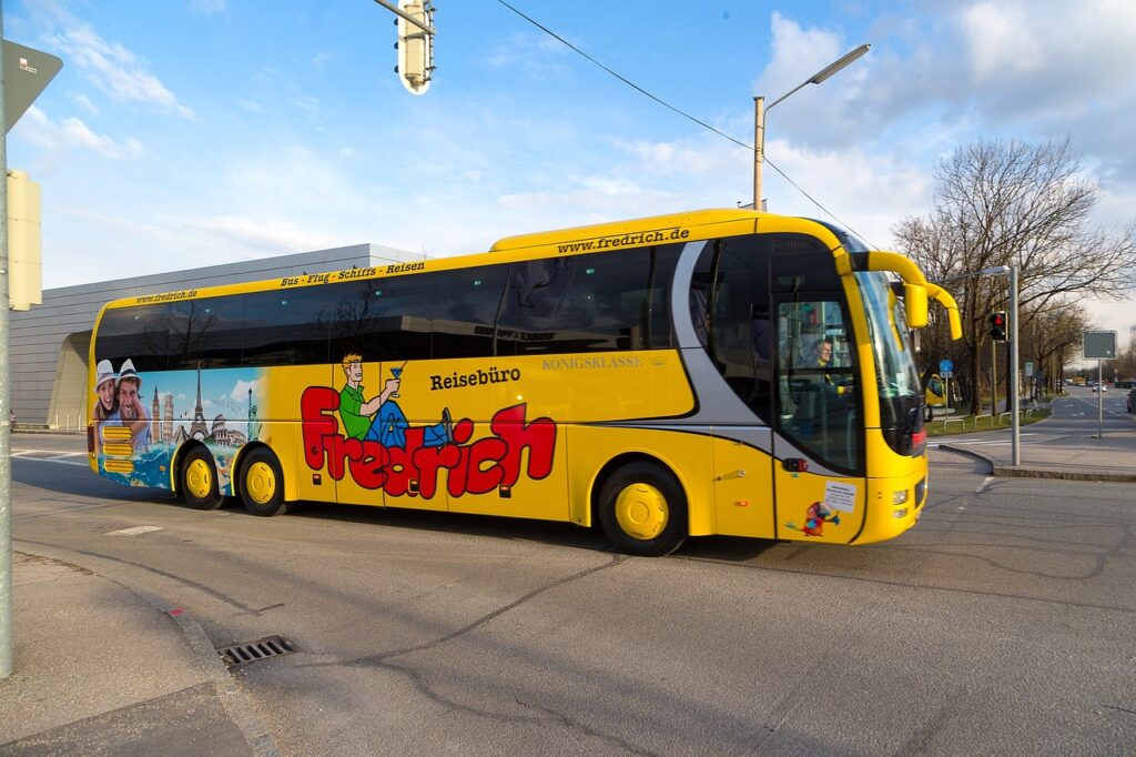 A partire dal 2025, sarà proibito l’accesso ai grandi autobus turistici al Parco Rurale di Anaga