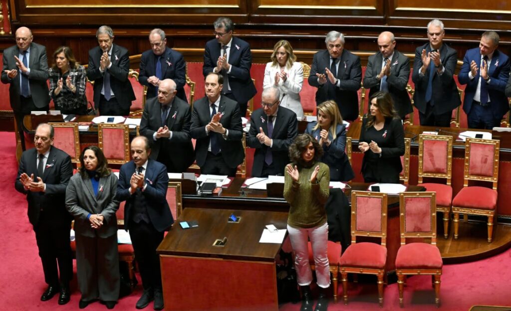 Mega aumento di stipendio e benefit per i ministri ed i sottosegretari