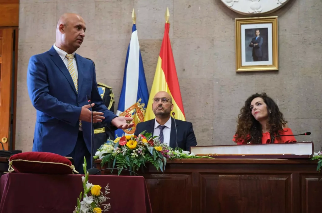 CC, PP e Vox firmano la mozione di censura contro il PSOE a Granadilla de Abona