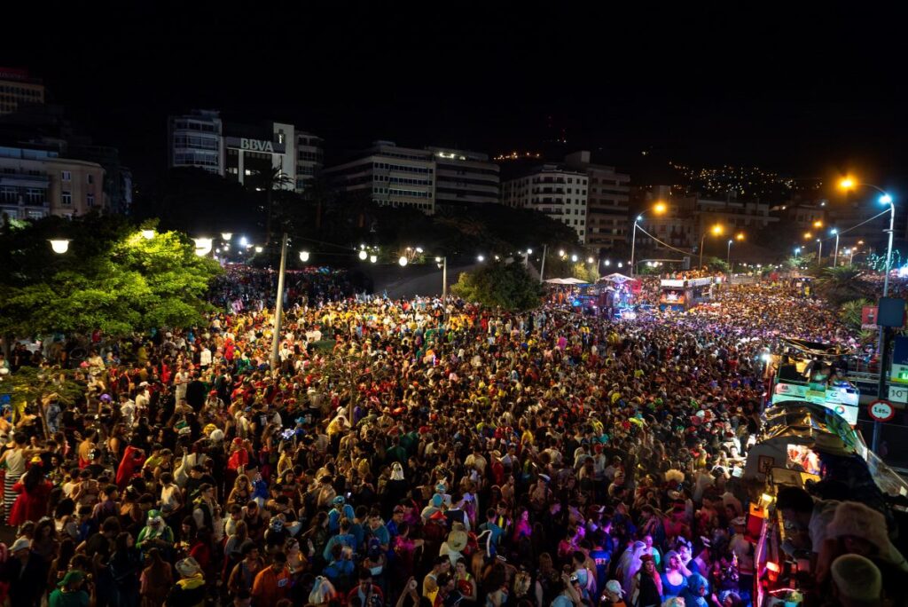 Due uomini sono stati arrestati per la rissa mortale al Carnevale di Santa Cruz de Tenerife