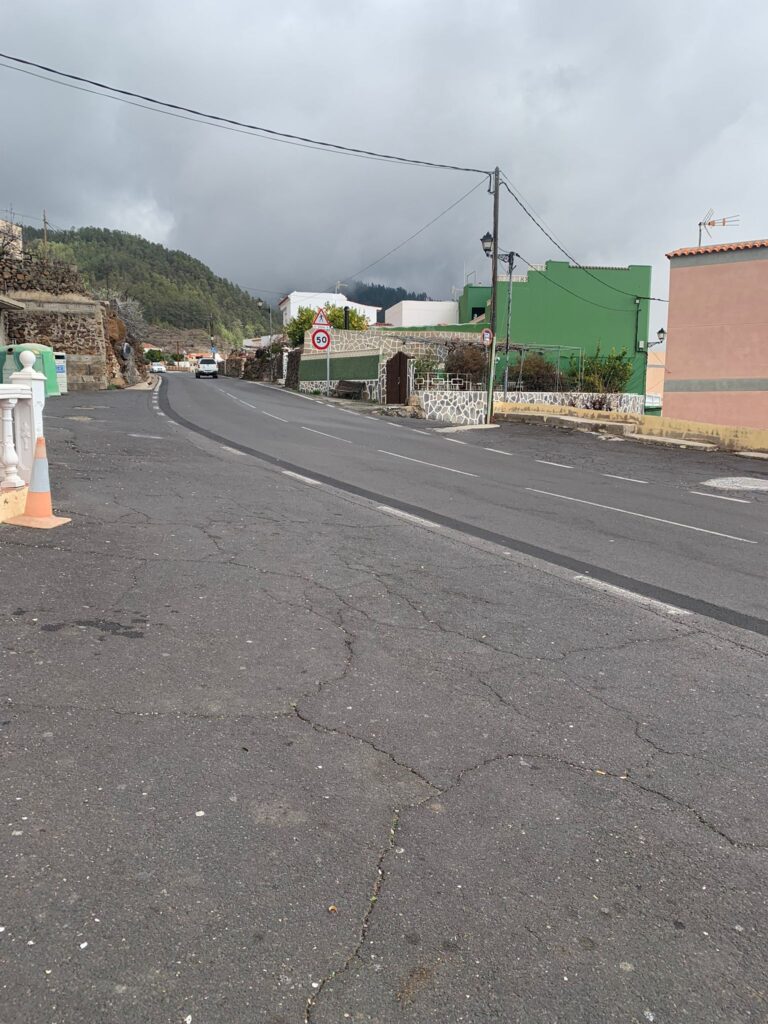 Coalición Canaria di Vilaflor ottiene l’installazione di segnaletica stradale e sistemi di rallentamento nei punti chiave del comune