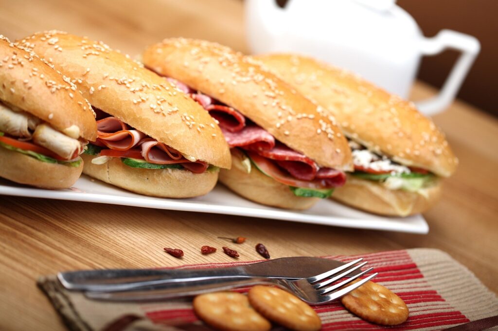 Roma, studentessa 21enne mangia un panino e muore a causa di una reazione allergica