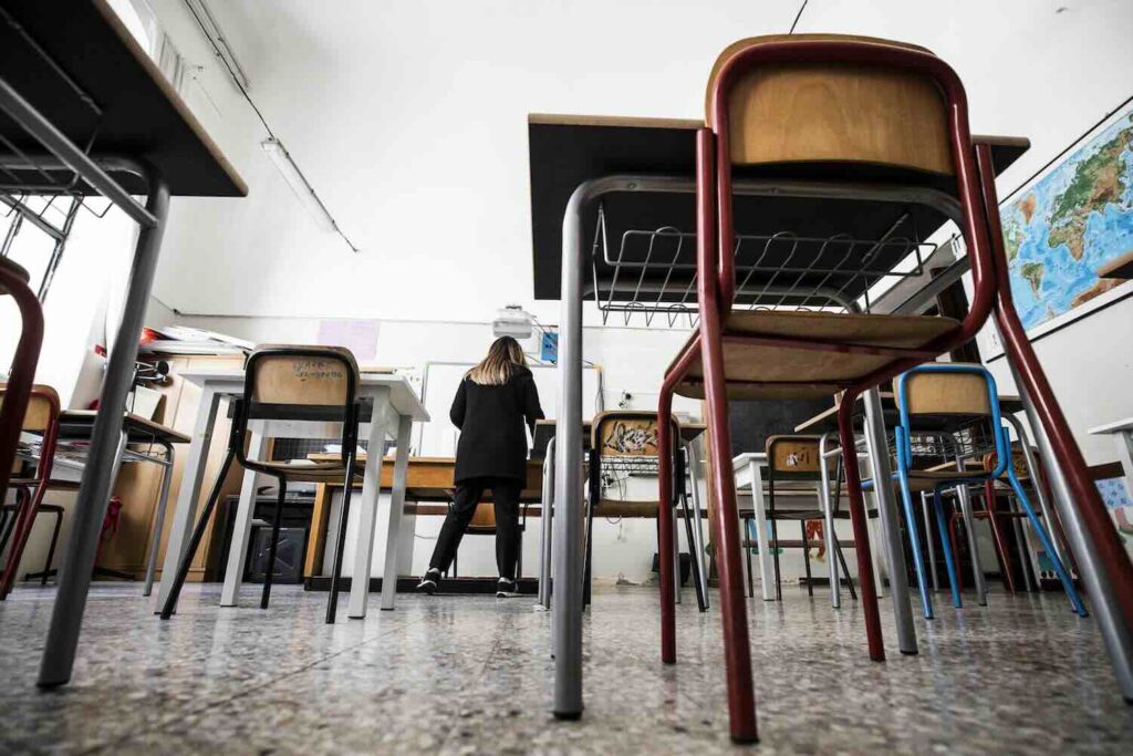Italia, false accuse a un prof, costretto a lasciare la scuola, viene assolto dopo anni di calvario giudiziario