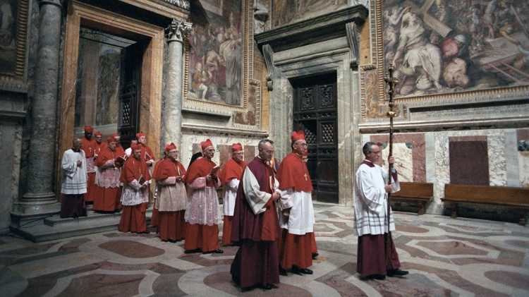 Inizia oggi il Conclave: cardinali riuniti per eleggere il nuovo Papa