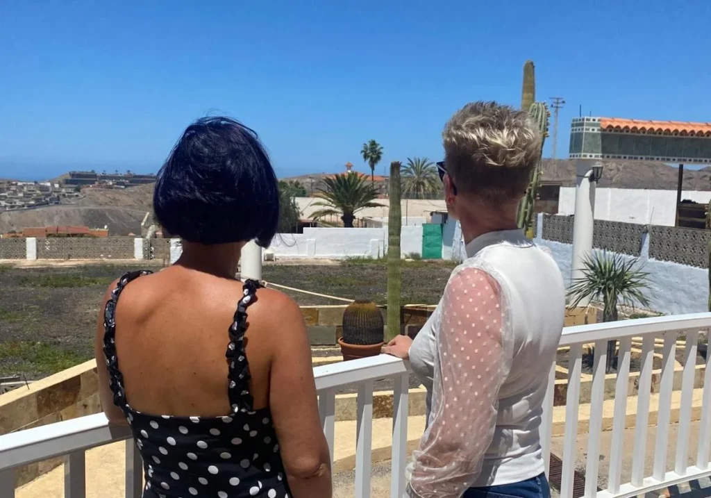 La denuncia da Gran Canaria: “Viviamo nella paura, ci entrano in casa”