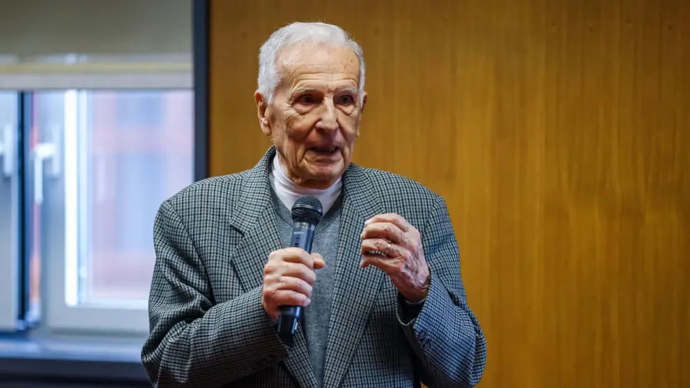 Silvio Garattini, 96 anni, indica due pilastri per prevenire la maggior parte delle malattie: “Serve una vera rivoluzione”