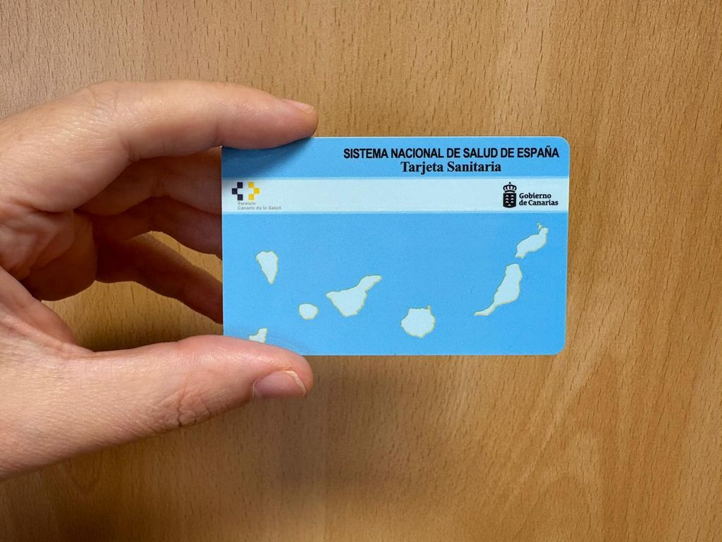 Il SCS rilascia la tessera sanitaria agli immigrati in situazione irregolare presenti nelle isole Canarie