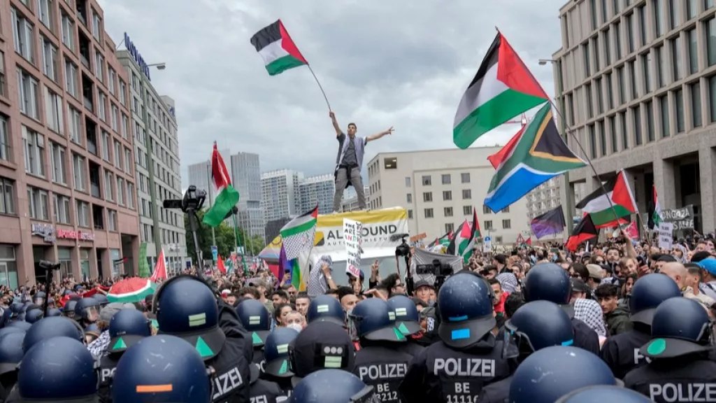 Islamismo radicale in Germania: le proteste pro-Siria riaccendono il dibattito sull’immigrazione