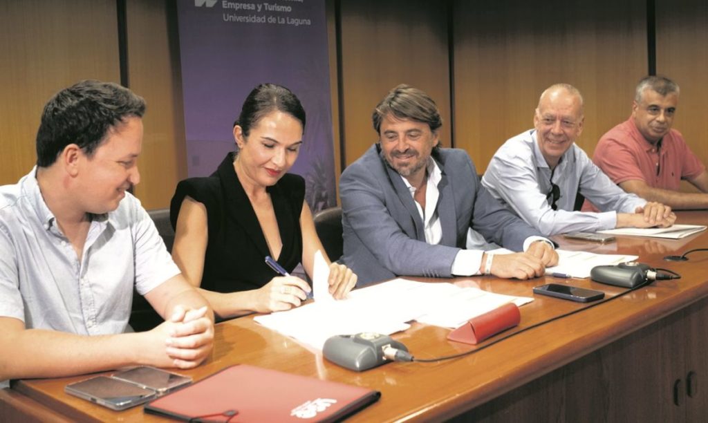 Settore alberghiero e ristorazione, per i lavoratori un aumento salariale definito ‘storico’