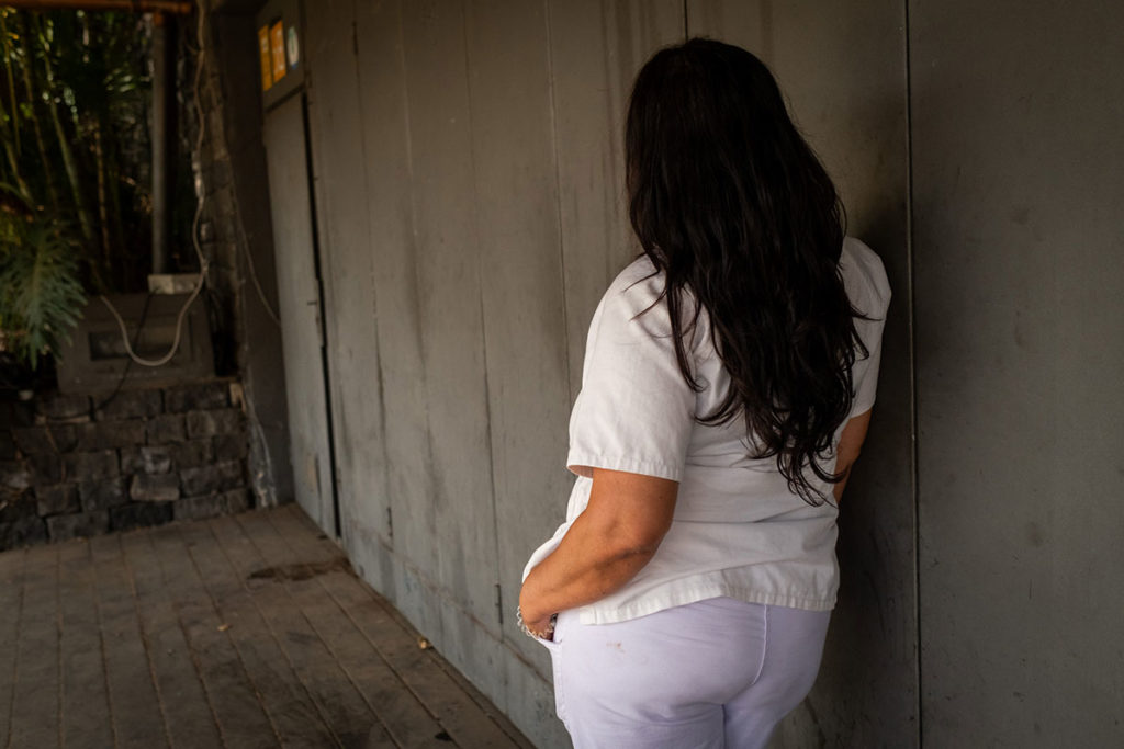 Denuncia al SAD di Santa Cruz: “Ho subito molestie sessuali e qui nessuno fa nulla. Restiamo sole a porte chiuse”