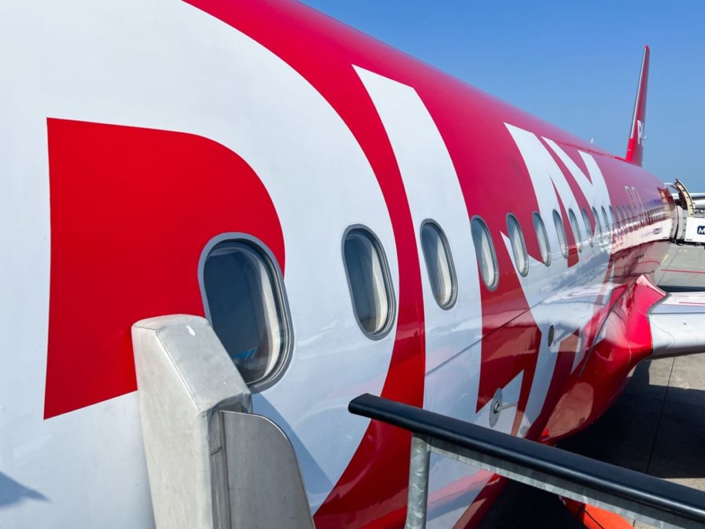Il disastro della compagnia aerea low cost che operava alle Canarie e ha cancellato tutti i voli: 400 persone rimaste senza lavoro