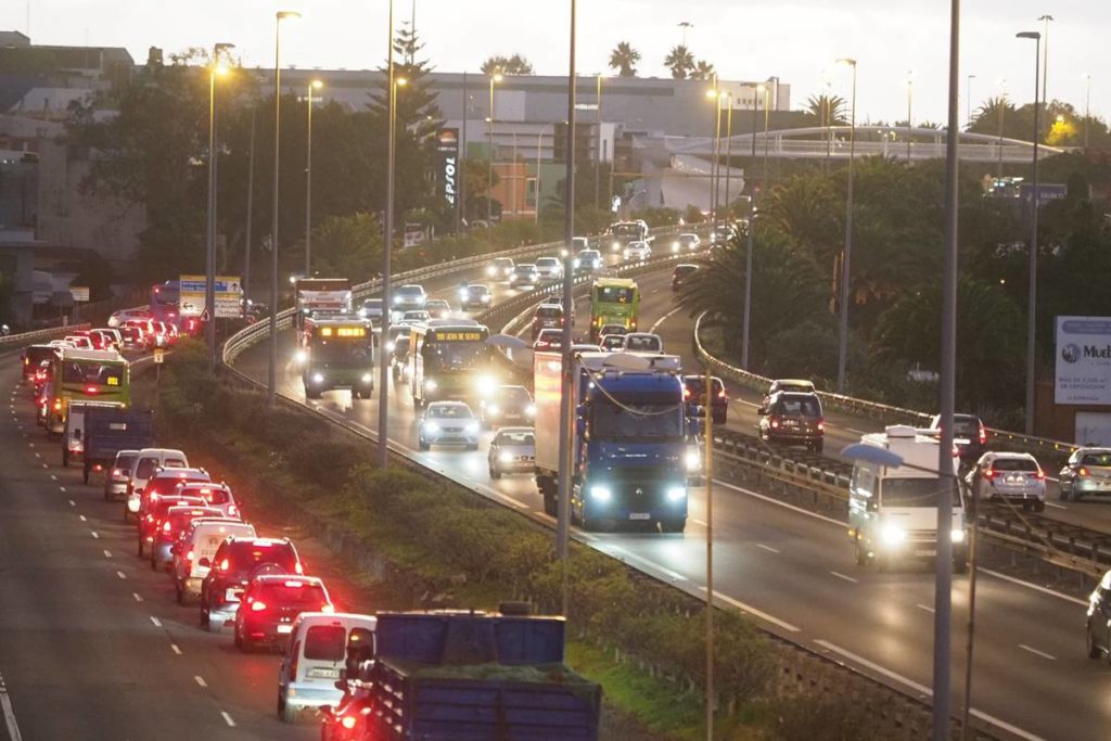 Terza corsia della TF-5 sempre più vicina: “Migliorerà la mobilità di 116.000 auto al giorno”
