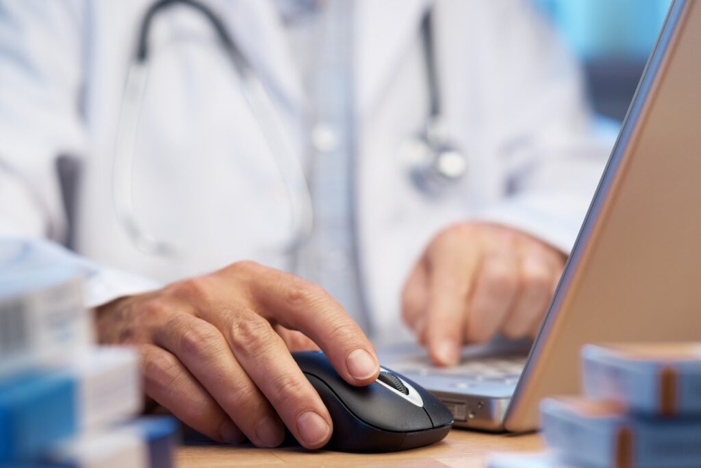 Professioni, parte la riforma: nuove regole per avvocati, medici, architetti e ingegneri