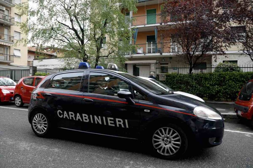 Orrore in un fast food a Treviso: sedicenne stordita e violentata, indagati il gestore e due connazionali