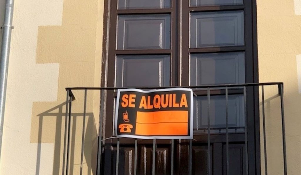Truffa degli affitti fantasma a Tenerife: incassava le caparre di case che non esistevano